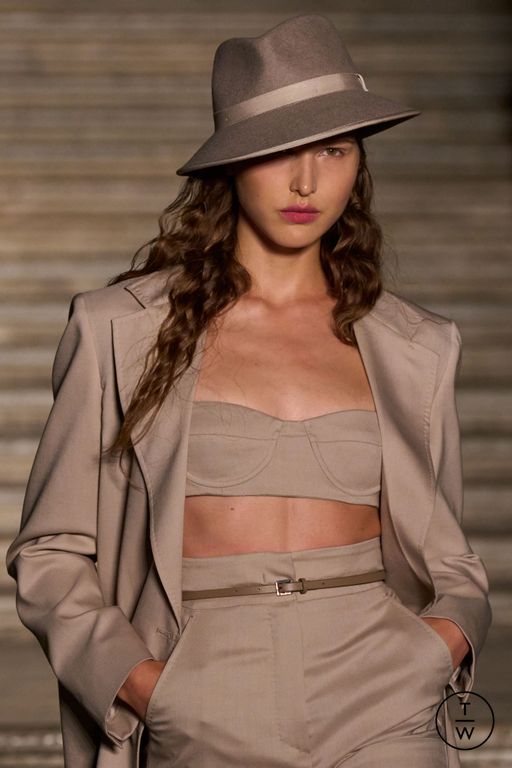 RS 26 Max Mara Look 1