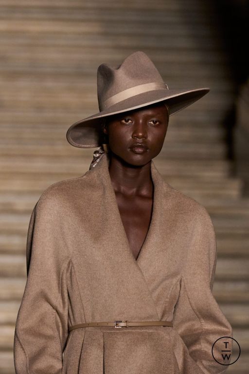 RS 26 Max Mara Look 8