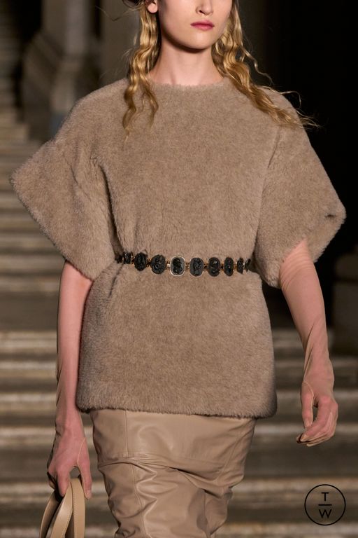 RS 26 Max Mara Look 19