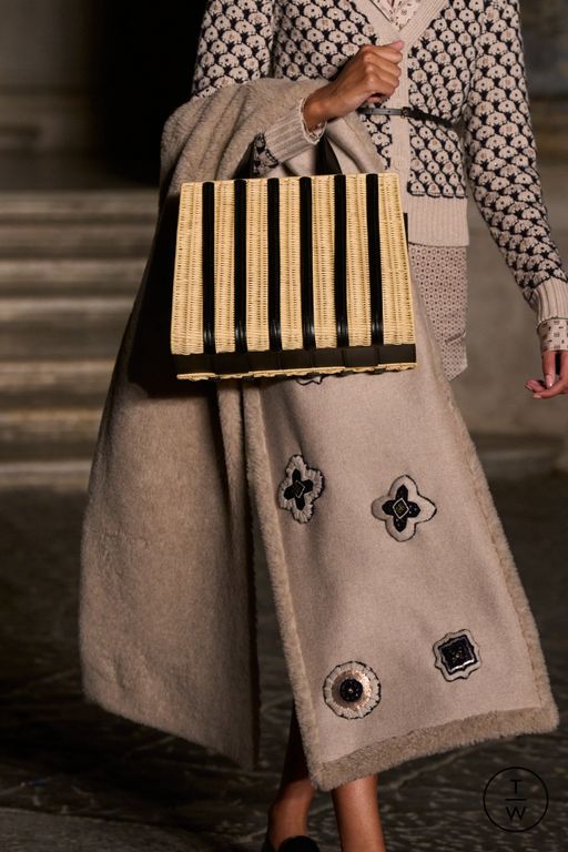 RS 26 Max Mara Look 24