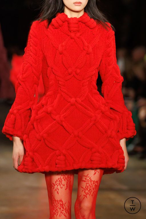 FW25 McQueen Look 38