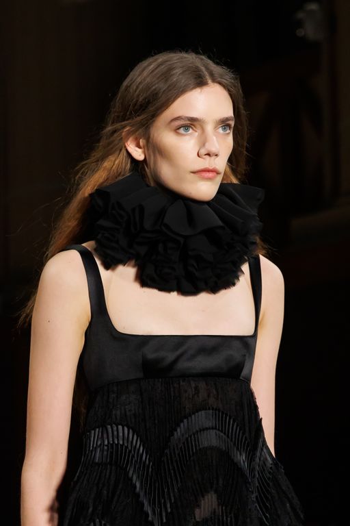 FW25 McQueen Look 43