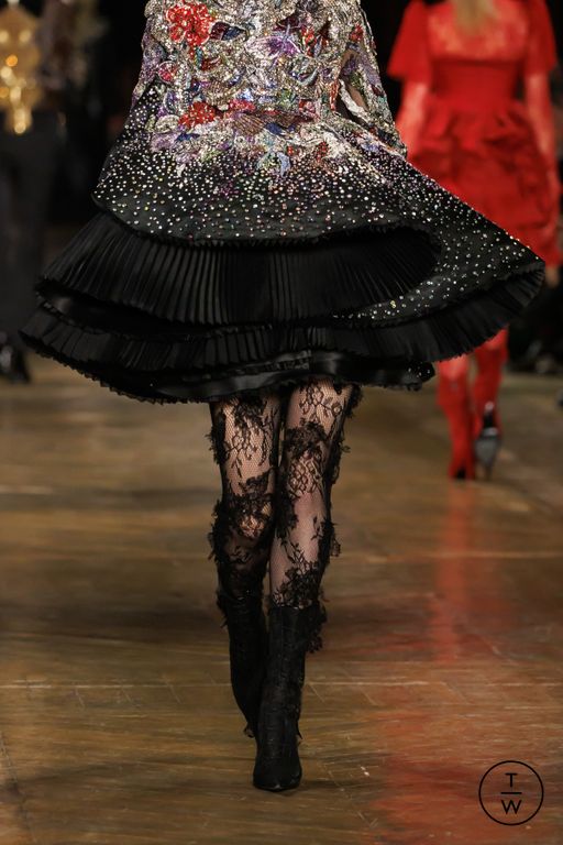 FW25 McQueen Look 72
