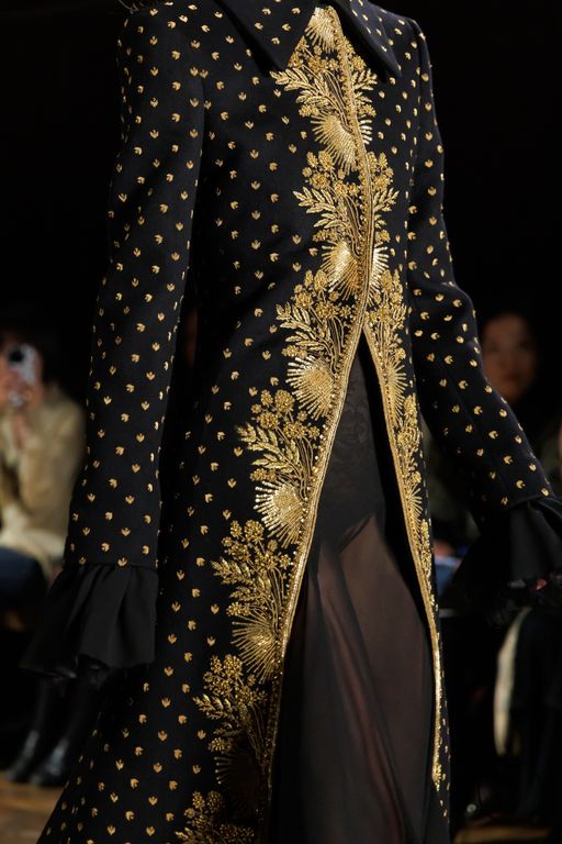 FW25 McQueen Look 75