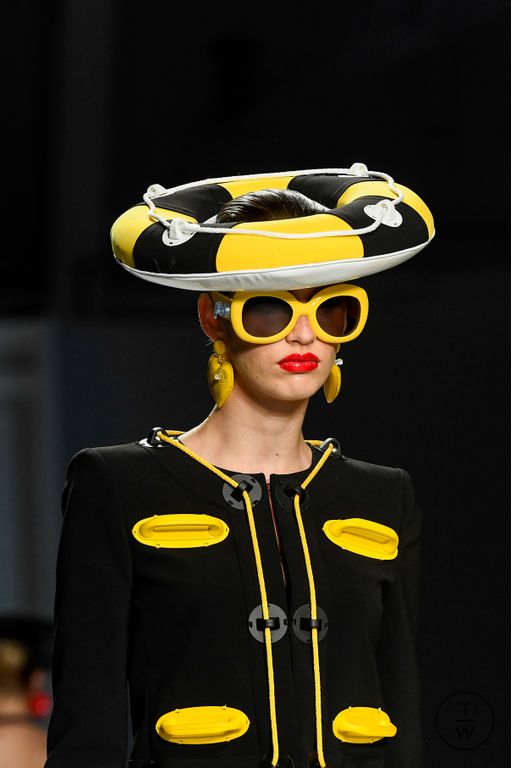 SS23 Moschino Look 45