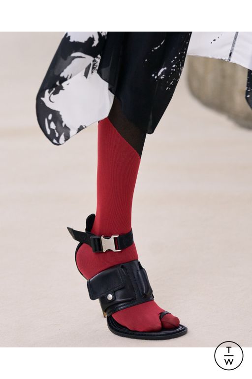 FW25 Off-White Look 16