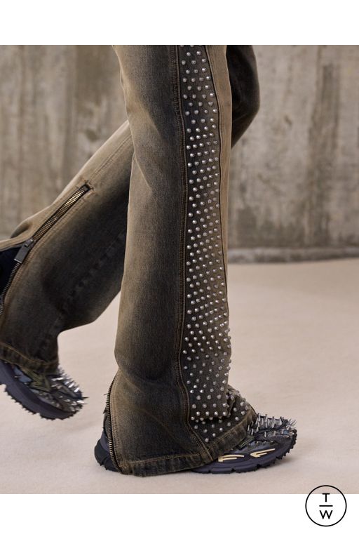 FW25 Off-White Look 33