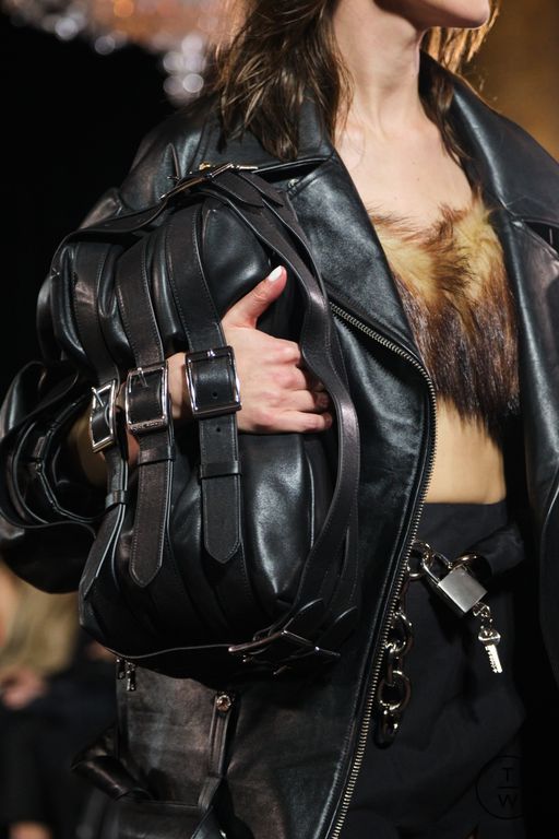 FW25 Simone Rocha Look 33