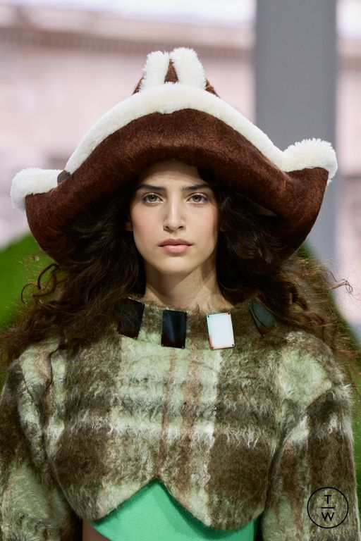 FW26 Louis Vuitton Look 42