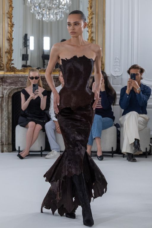 Ashi Studio - Fall/Winter 2025 - couture