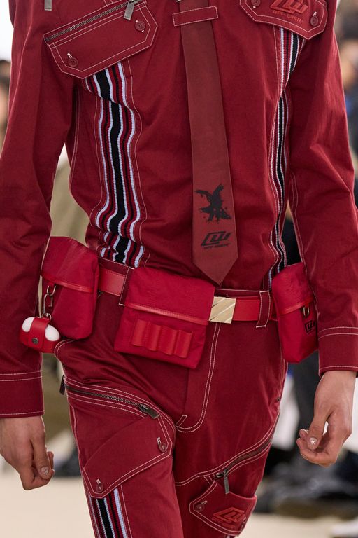 Off-White - Fall/Winter 2025 - womenswear accessories