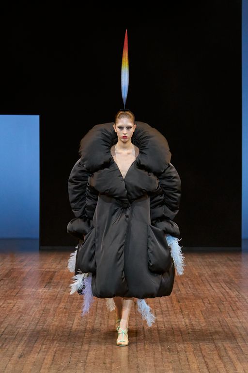Viktor & Rolf - Fall/Winter 2025 - couture