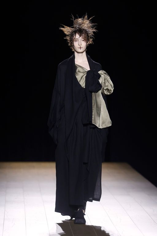 Yohji Yamamoto - Fall/Winter 2026 - womenswear