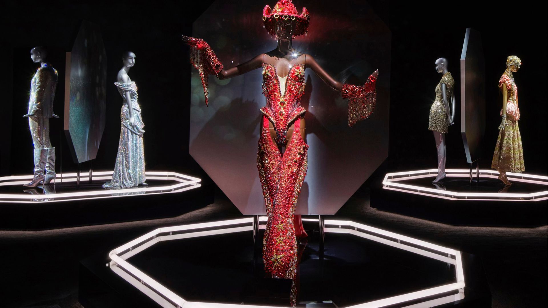 Swarovski To Stage Landmark ‘Masters of Light – Hollywood’ Exhibition In Los Angeles, In Celebration Of 130th Anniversary