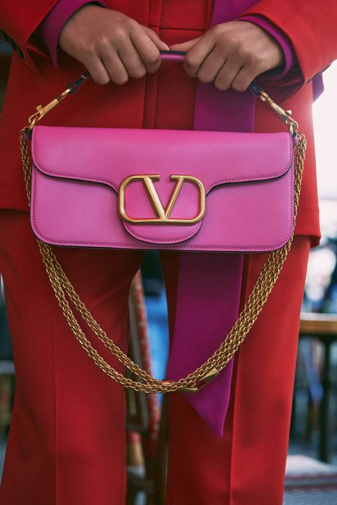Loco cloth handbag Valentino Garavani Red in Cloth - 35100217