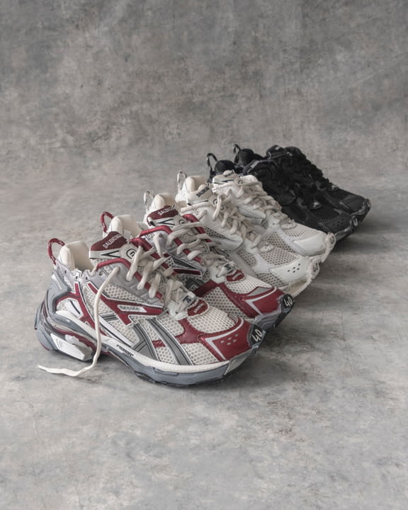 Balenciaga Runner – Kith Exclusive