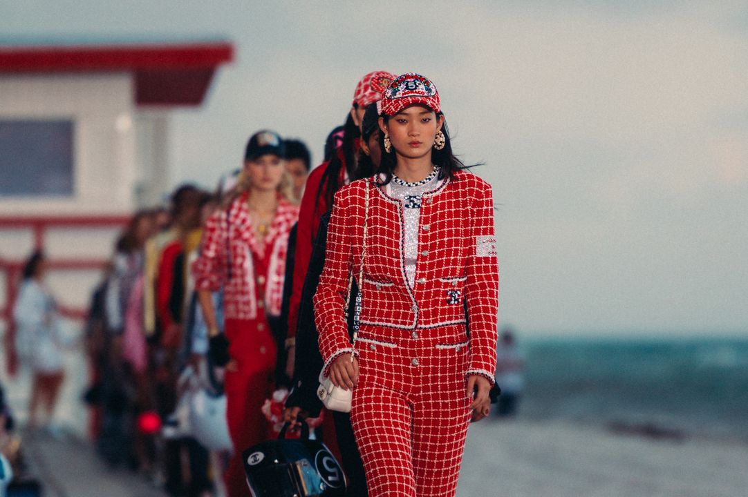 the-article-chanel-the-cruise-2022-23-show-in-miami