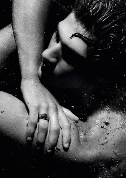 THE FIRST GIORGIO ARMANI FINE JEWERLY COLLECTION FOR MEN