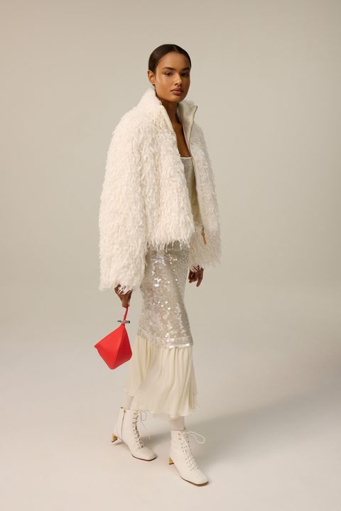 Cocooning On Ice Longchamp Spring 2026 illustration 3