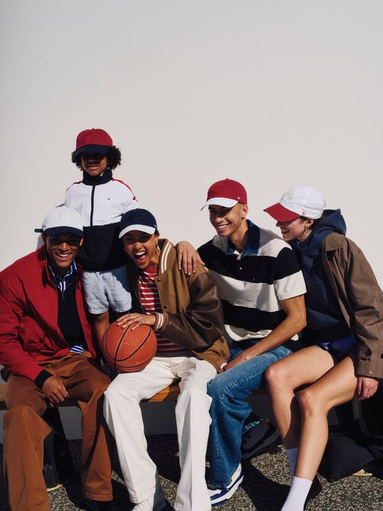 Tommy Hilfiger Teams Up With '47 For A Limited-Edition Capsule Of Iconic Basketball Caps illustration 9