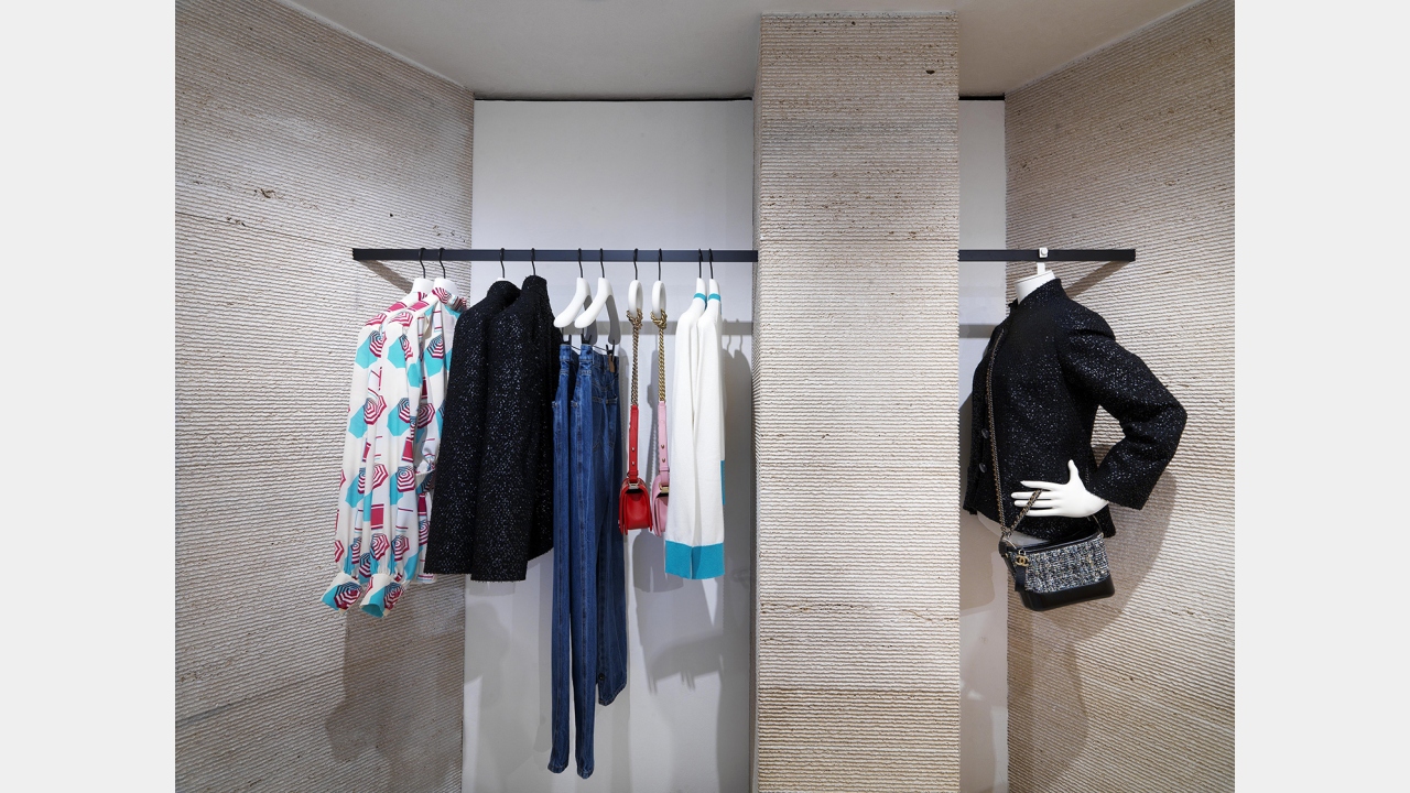 CHANEL IN CAPRI illustration 6