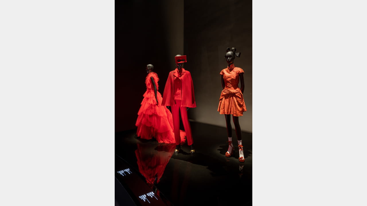 DIOR PRESENTS THE EXHIBITION CHRISTIAN DIOR: DESIGNER OF DREAMS IN SHANGHAI illustration 3