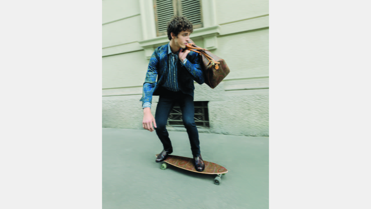 ETRO LAUNCHES THE 24 HOUR JACKET: THE JERSEY PASSEPARTOUT JACKET illustration 8