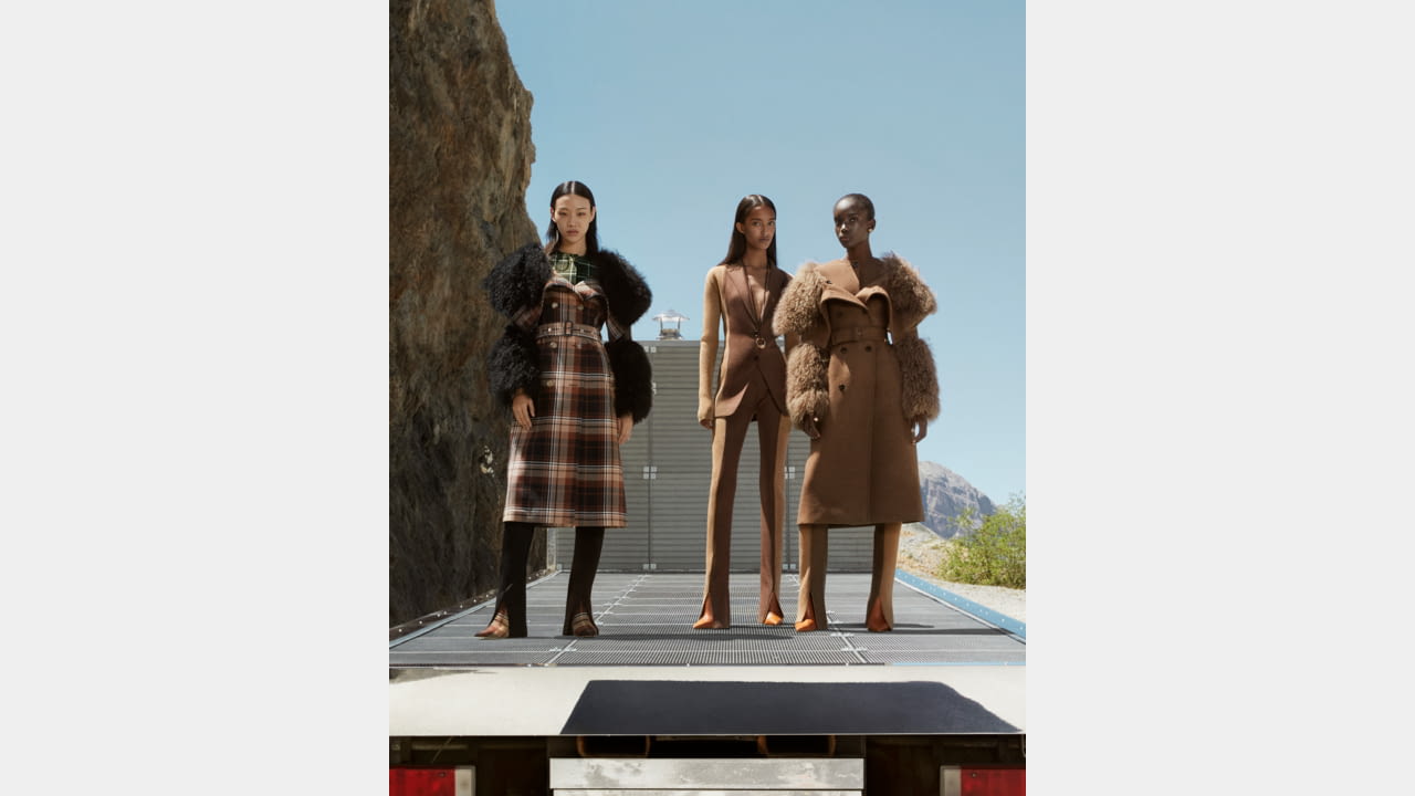 BURBERRY REVEALS ITS AUTUMN/WINTER 2020 CAMPAIGN illustration 5