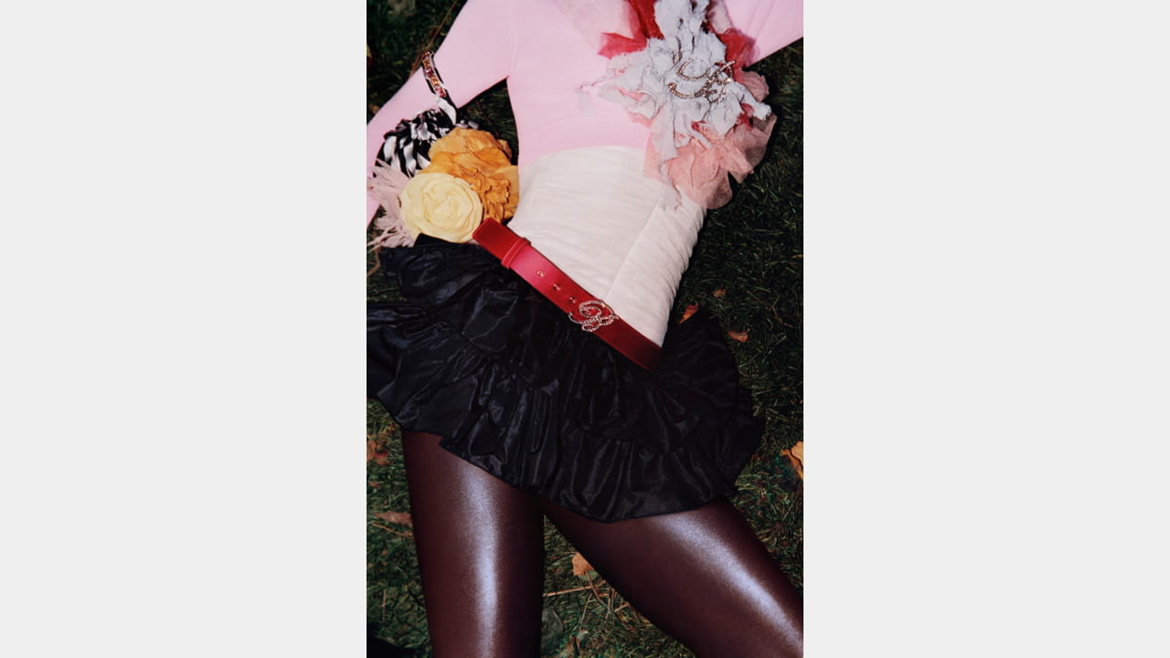 Blumarine unveils its Spring/Summer 2021 campaign illustration 5