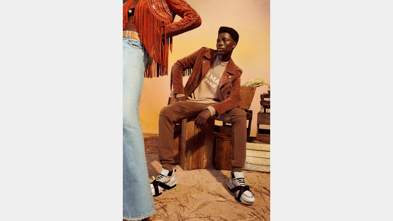 OLIVIER ROUSTEING AND BALMAIN COLLABORATE WITH NETFLIX ON THE BALMAIN -  “THE HARDER THEY FALL” COLLECTION illustration 1