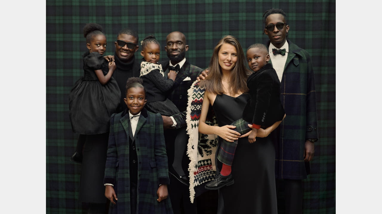 The article: RALPH LAUREN BRINGS THE MAGIC OF THE HOLIDAY SEASON TO LIFE  WITH 'AN OCCASION TO CELEBRATE' GLOBAL CAMPAIGN AND UNIQUE CONSUMER  ACTIVATIONS