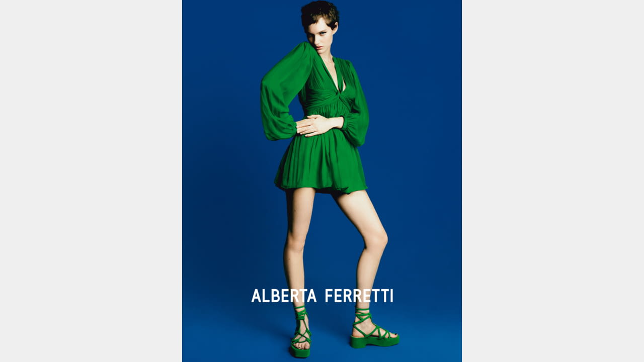 ALBERTA FERRETTI UNVEILS THE NEW SS 22 ADVERTISING CAMPAIGN illustration 3