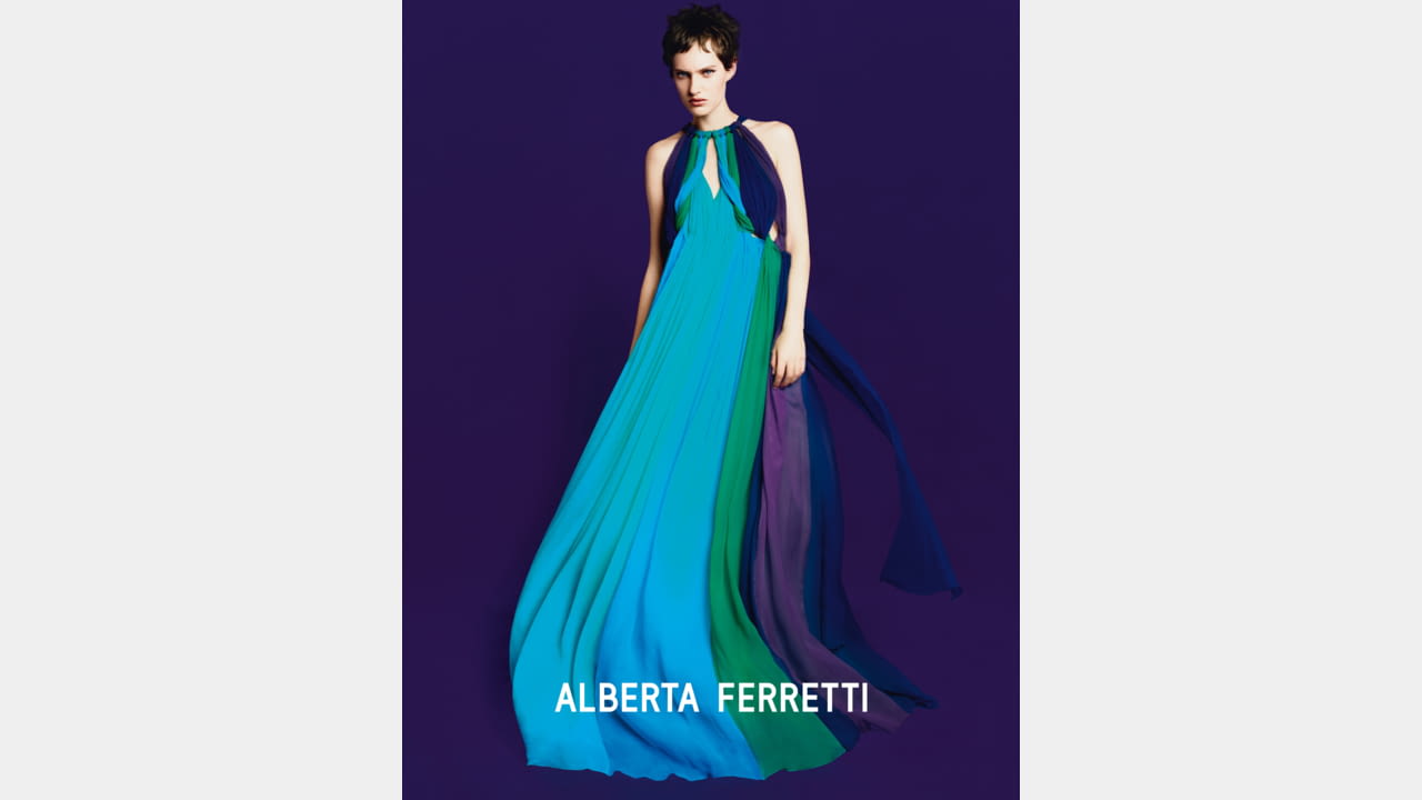 ALBERTA FERRETTI UNVEILS THE NEW SS 22 ADVERTISING CAMPAIGN illustration 5
