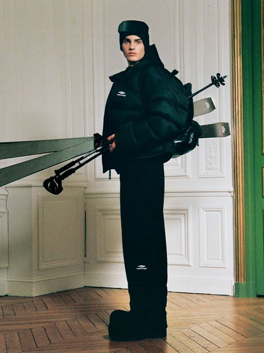 Balenciaga Skiwear 2025 Collection illustration 3