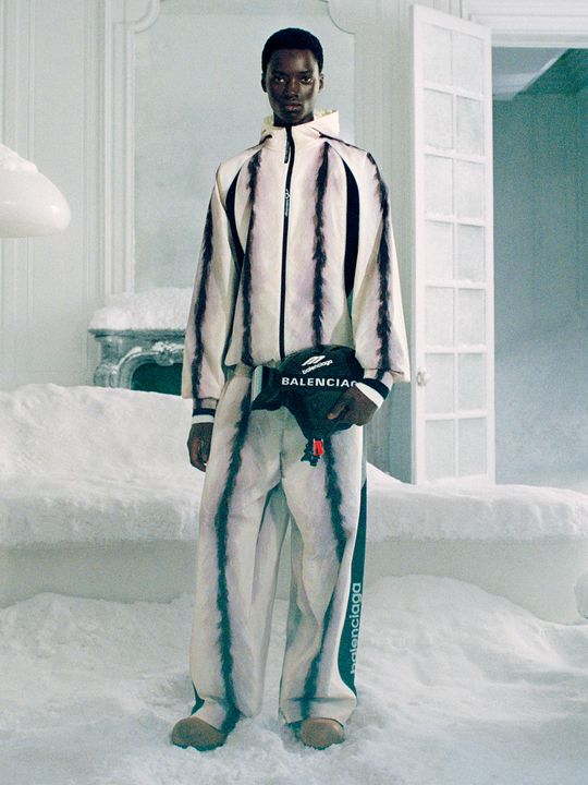 Balenciaga Skiwear Collection 2026 illustration 1