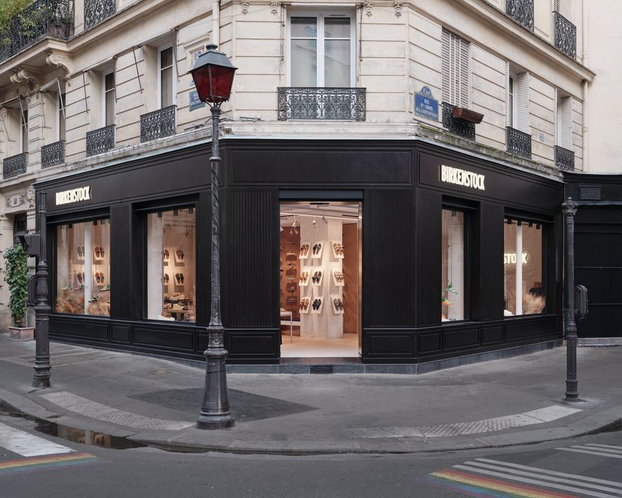 Birkenstock opens its very first own retail store in France illustration 1