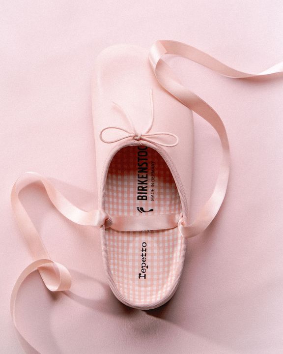 Collaboration BIRKENSTOCK x Repetto illustration 1