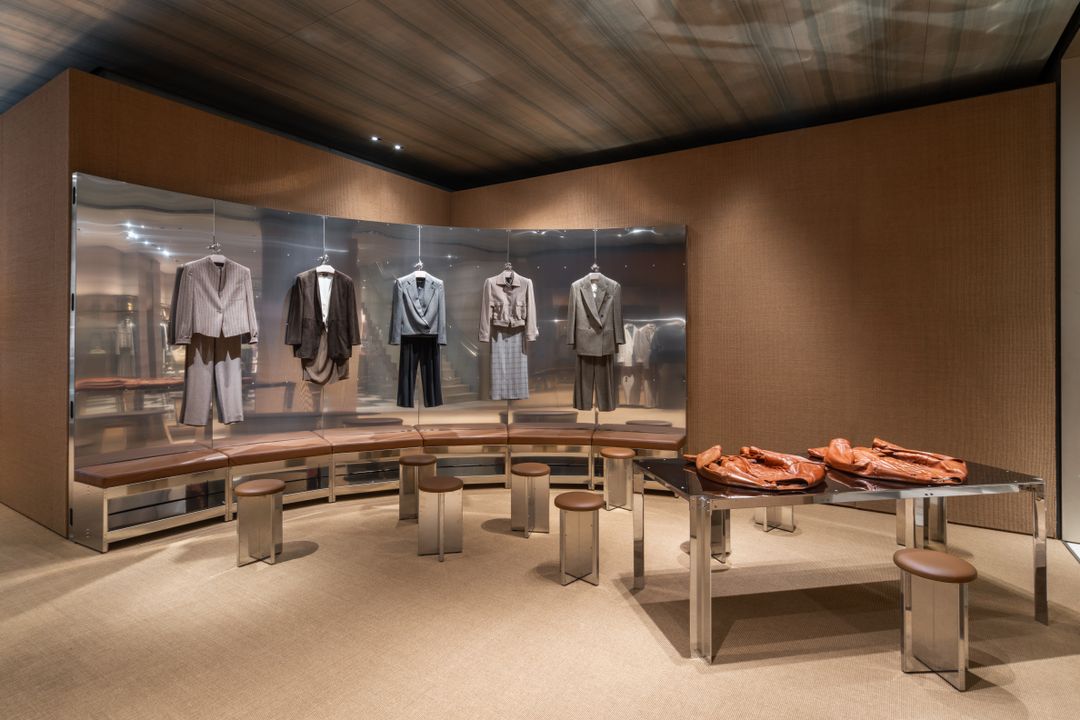 Giorgo Armani Presents The Second Chapter Of The Armani/Archivo Project illustration 8