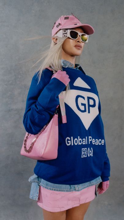 FOR SPRING 2023, GIVENCHY PRESENTS THE CAPSULE COLLECTION IN COLLABORATION WITH (b).STROY illustration 3