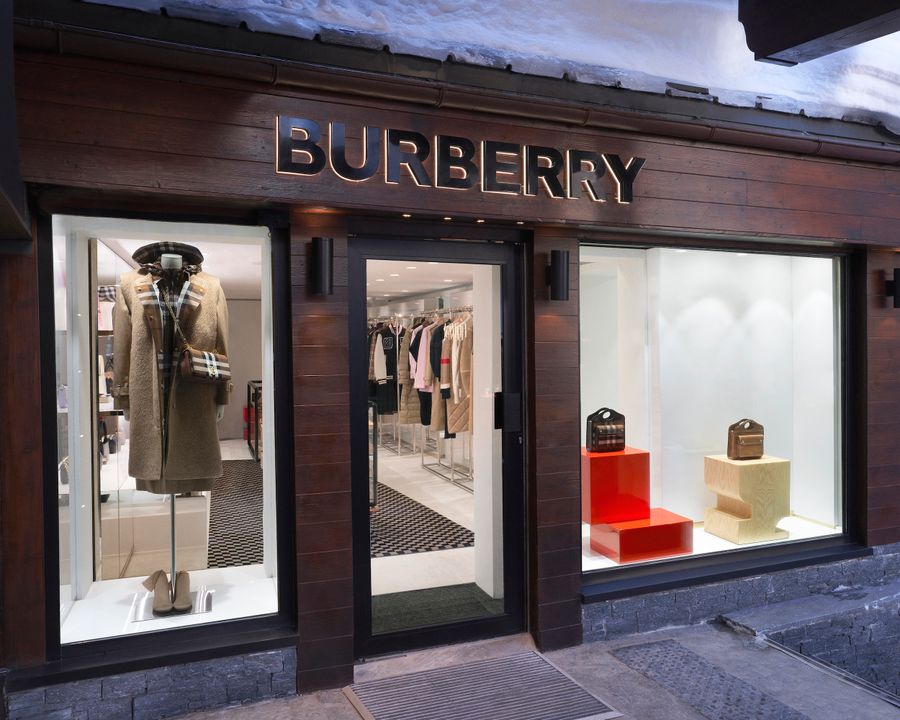 BURBERRY OPENS STORES IN ST. MORITZ AND COURCHEVEL illustration 2