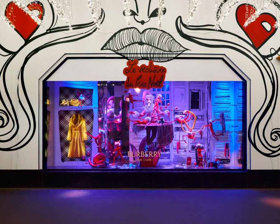 Burberry presents its new Holiday 2023 pop-up in Galeries Lafayette Paris Haussmann illustration 3