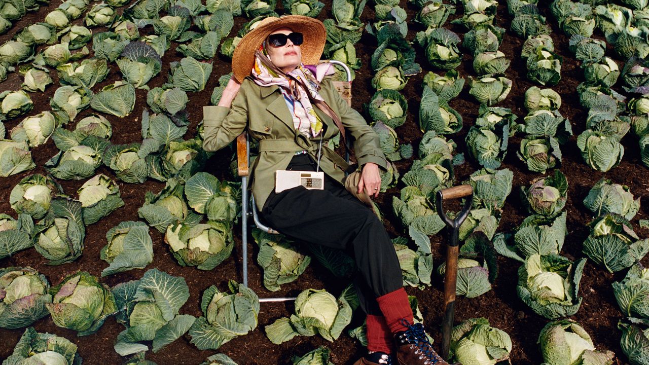 Burberry And Highgrove Welcome The British Springtime With Creative Partnership illustration 10