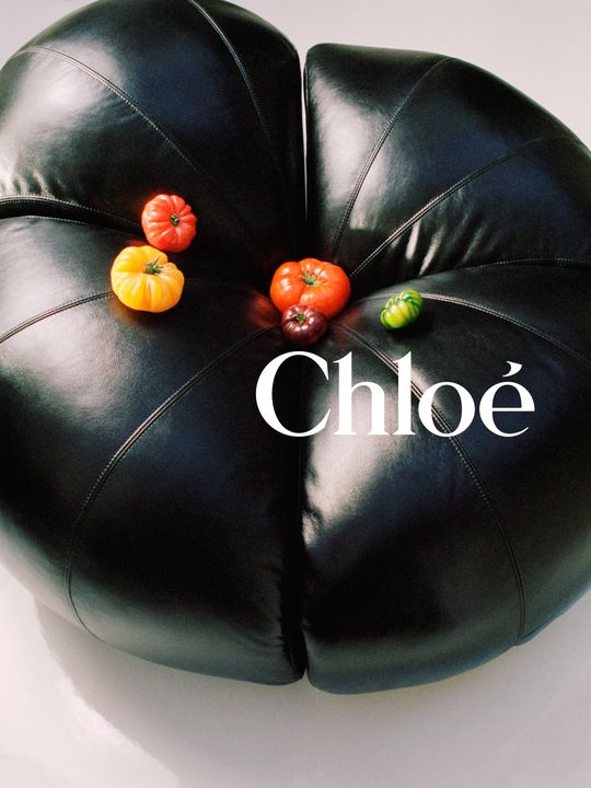 CHLOÉ UNVEILS AN EXCLUSIVE RE-EDITION OF THE ICONIC TOMATO CHAIR WITH POLTRONOVA illustration 2
