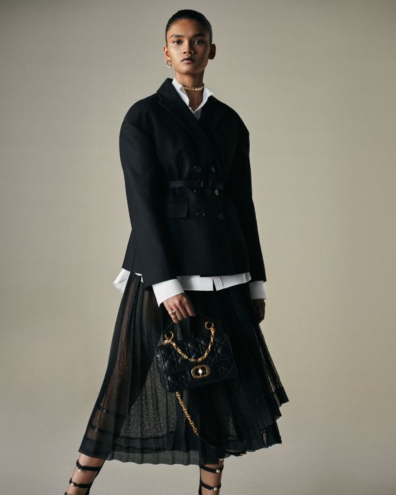 Dior unveils the new Dior Jolie bag illustration 1