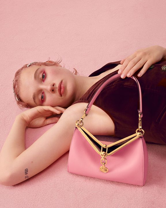 Etro Launches The Vela Bag With Sultry Campaign