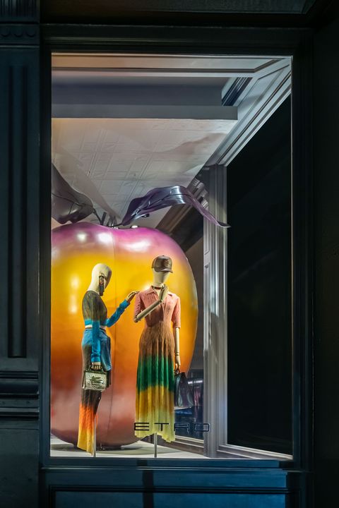 ETRO UNVEILS “WONDERLAND OF ETROPÌA” ACT 4 OF MARCO DE VINCENZO'S CREATIVE VISION illustration 3