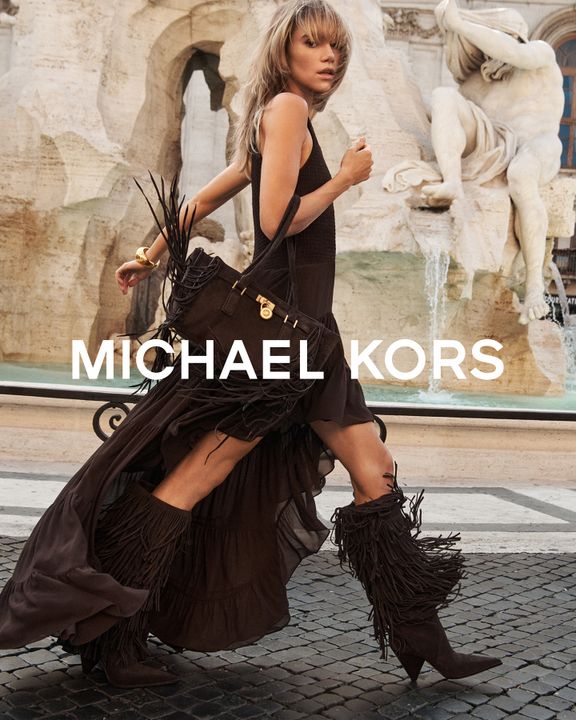 Introducing The Michael Kors Fall 2025 Campaign Starring Brand Ambassadors Suki Waterhouse & Logan Lerman illustration 6