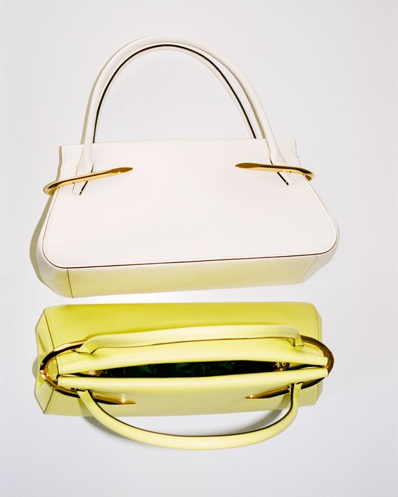 Givenchy Presents The Pinch Bag For Fall-Winter 2025 illustration 4