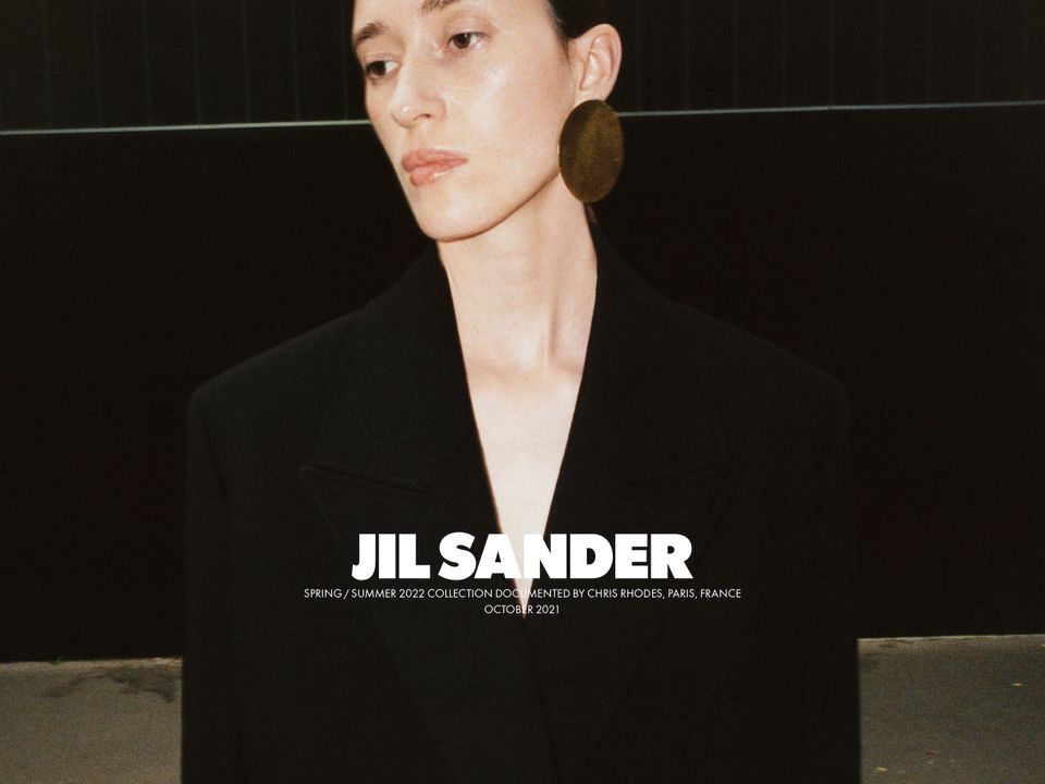 The article: JIL SANDER SPRING SUMMER 2022 - ADVERTISING CAMPAIGN