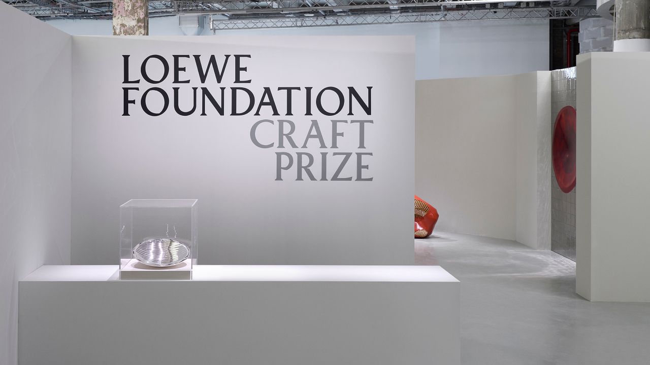 Loewe is pleased to announce the winner and special mentions of the 2024 edition of the LOEWE Foundation Craft Prize illustration 1